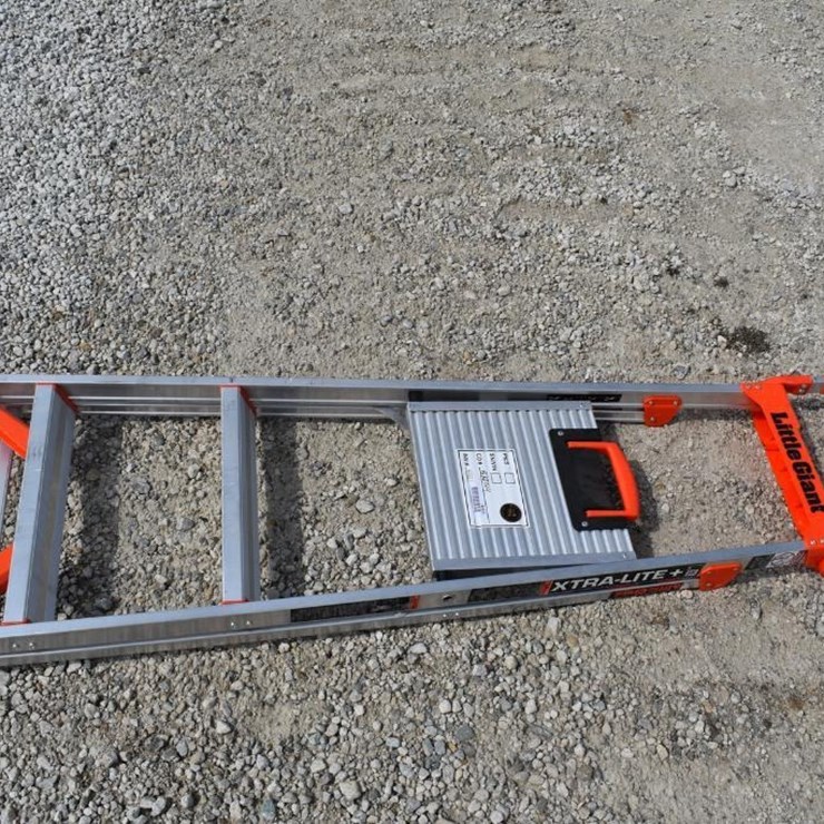 LITTLE GIANT EXTRA-LITE STEP LADDER 42921