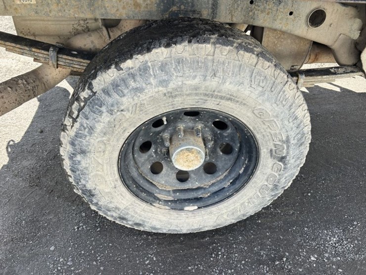 2010-dodge-ram-3500-image-12