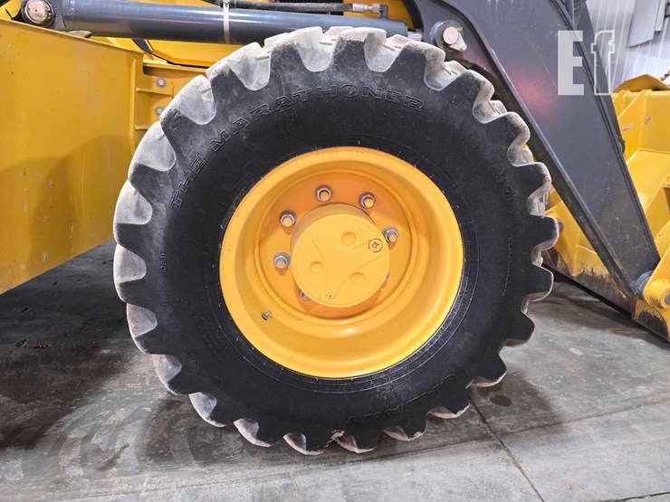 2023-deere-320-p-tier-image-29