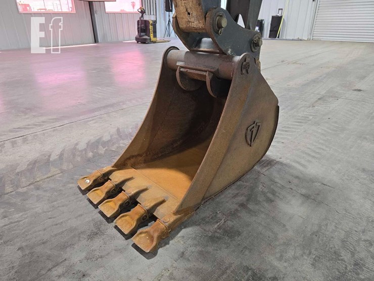 2023-deere-310-g-tier-image-14