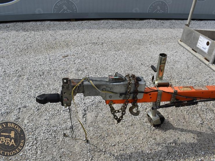 2018-jlg-t350-image-15