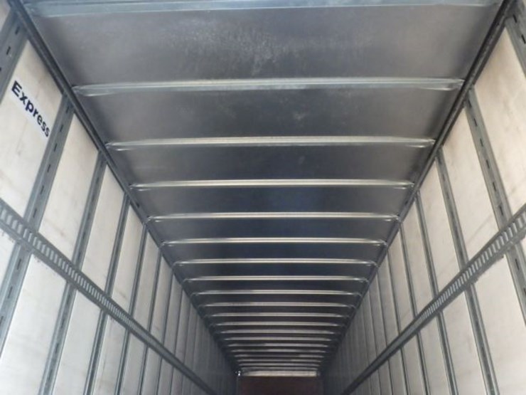 2016-strick-van-image-12