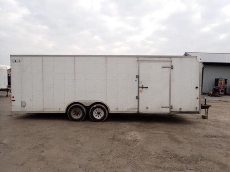 2011-car-mate-trailers-24-ft-t/a-enclosed-trailer-image-4