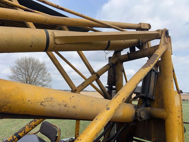 international-300-image-25