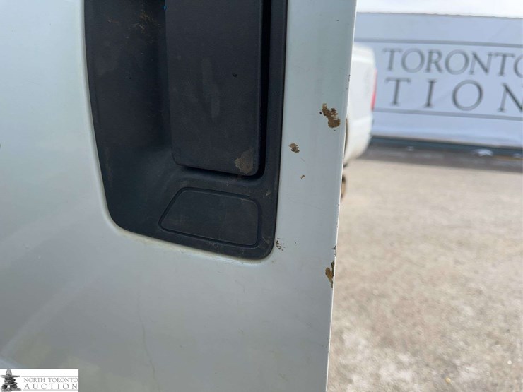 2014-ford-f350-image-25