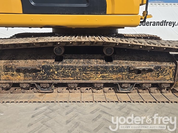 2019-caterpillar-336-image-19