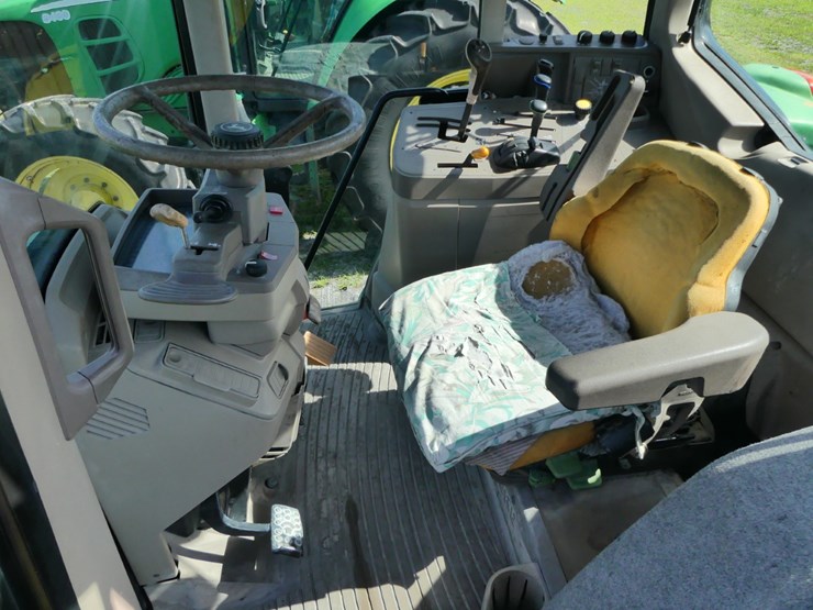 2012-john-deere-6430-image-11