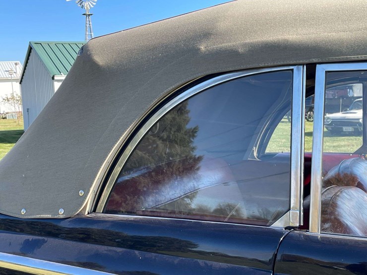 1948-ford-super-deluxe-convertible-image-28