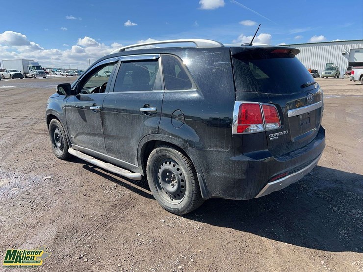 2012-kia-sorento-image-3