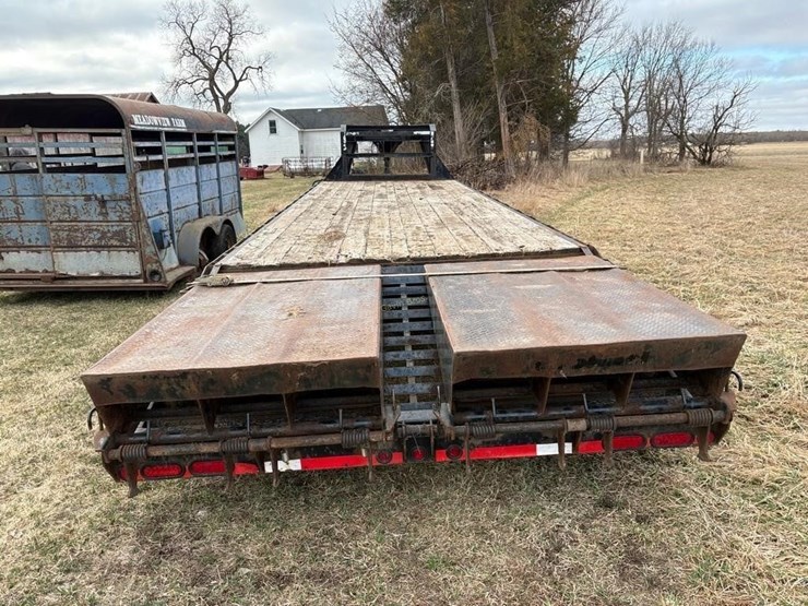 2019-load-trail-24'-+-5'-gooseneck-trailer-image-4
