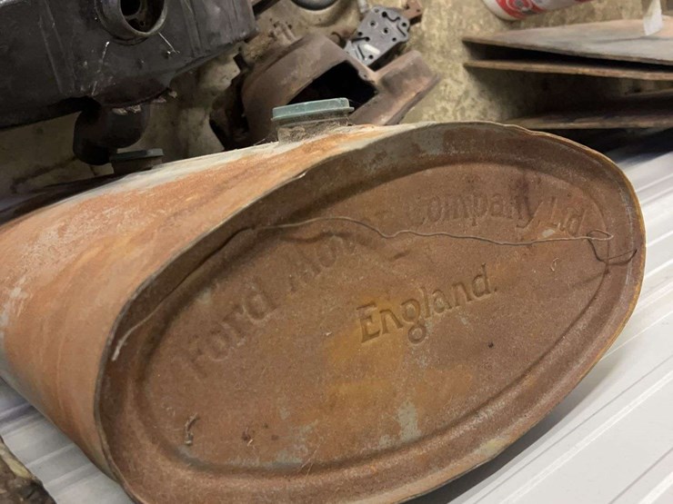 radiator,-fuel-tank-and-other-parts-image-15