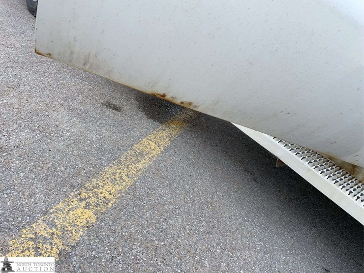 2009-ford-f450-image-26