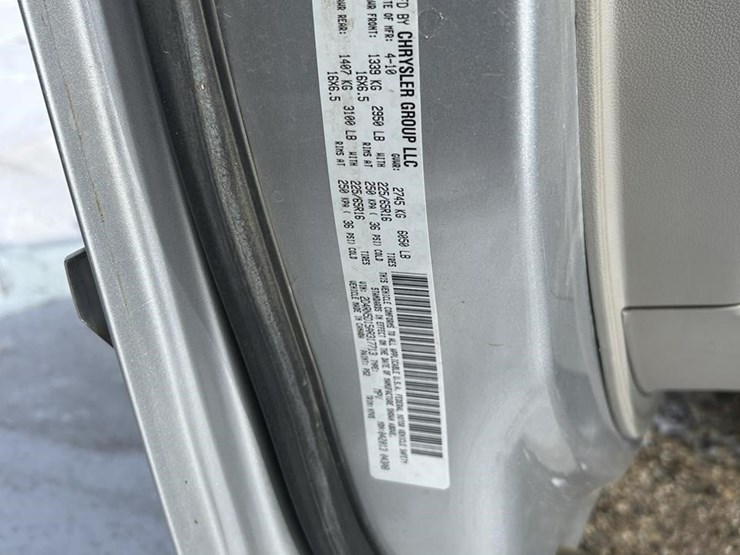 2010-dodge-grand-caravan-sxt-image-10