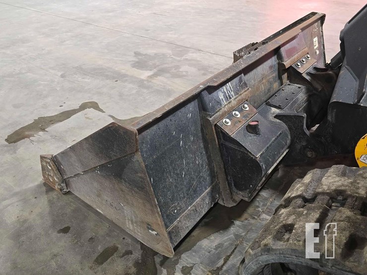 2021-jcb-3ts-8t-image-12