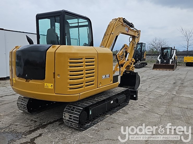 2018-caterpillar-305.5-image-31