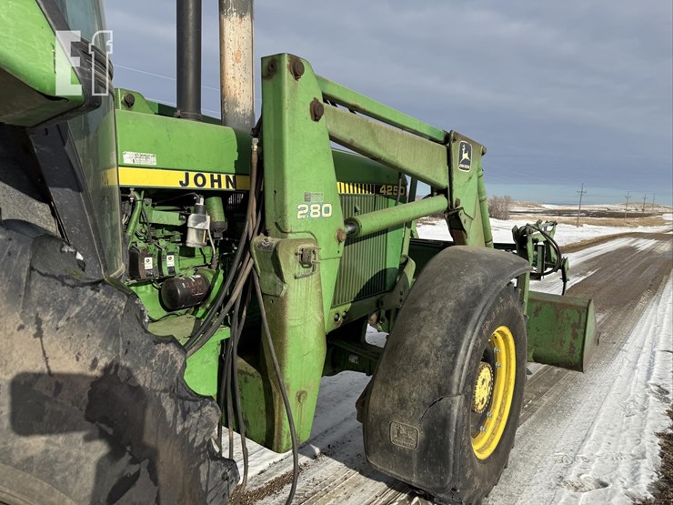 1987-john-deere-4250-image-17