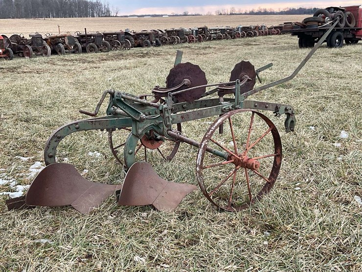 two-bottom-oliver-plow-image-4