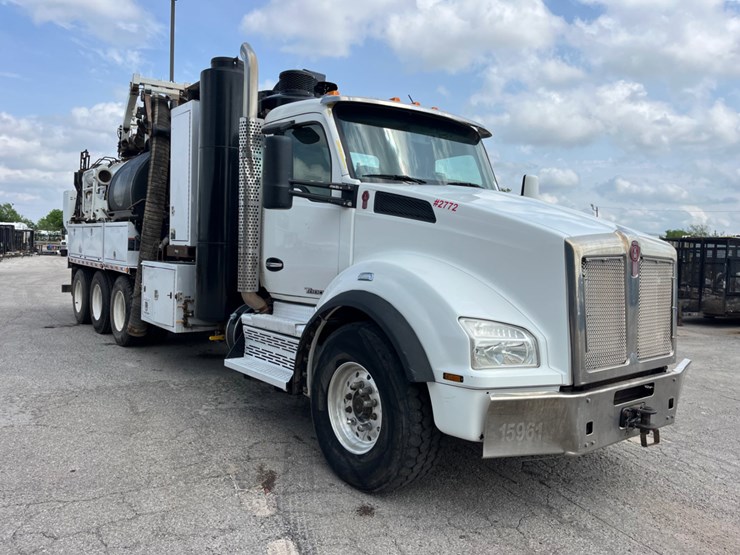 2019-kenworth-t880-image-3