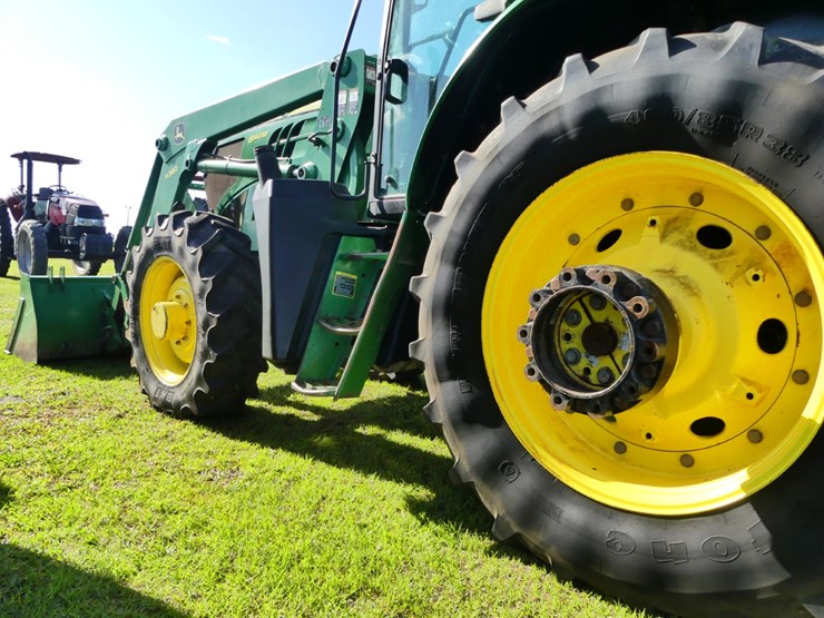 john-deere-6140m-image-9
