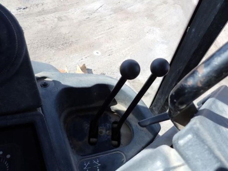 2009-deere-310sj-image-14