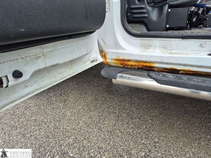 2013-ford-f150-image-35