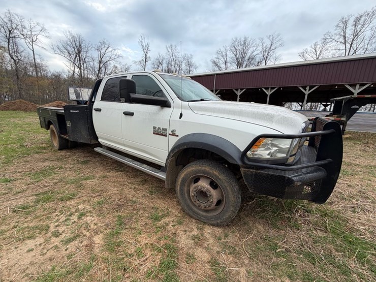 2014-dodge-ram-5500-image-11
