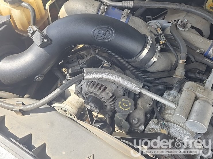 2002-chevrolet-silverado-2500hd-image-54