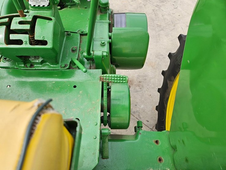 1950-john-deere-model-a-image-23