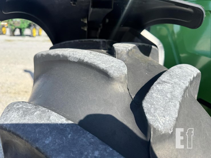 2022-john-deere-6155r-image-4