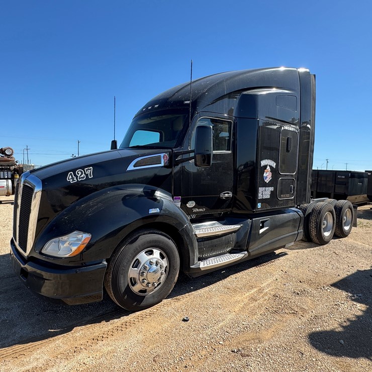2015 KENWORTH T680