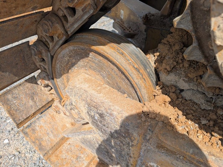 2001-caterpillar-d5m-xl-image-14