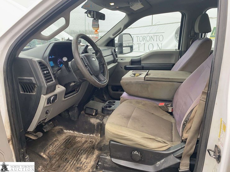 2019-ford-f350-image-24