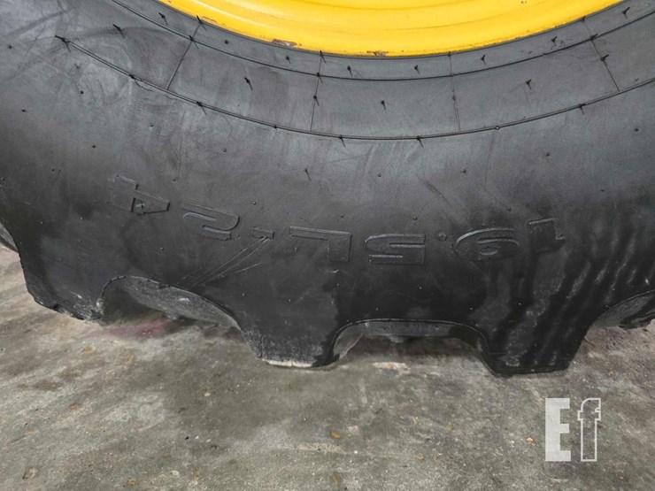 2023-deere-310-g-tier-image-34