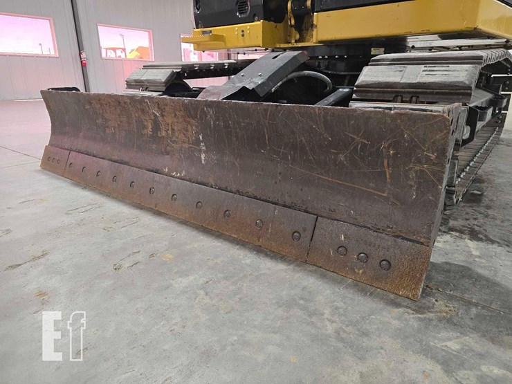 2022-caterpillar-307.5-image-13