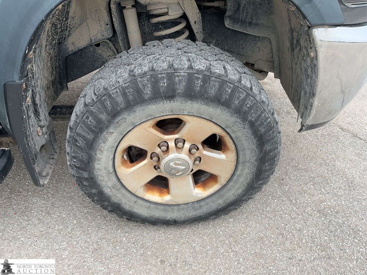 2016-dodge-2500-image-21