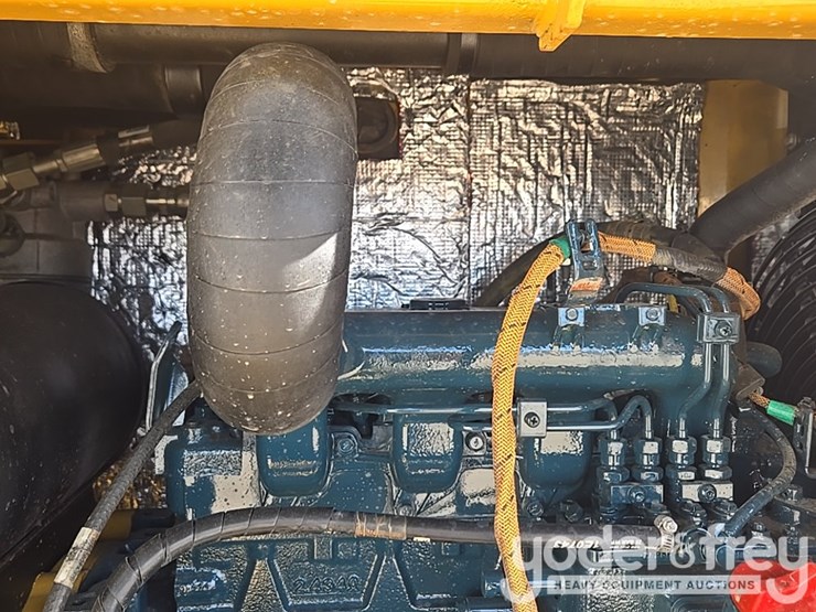 2018-caterpillar-305.5-image-57