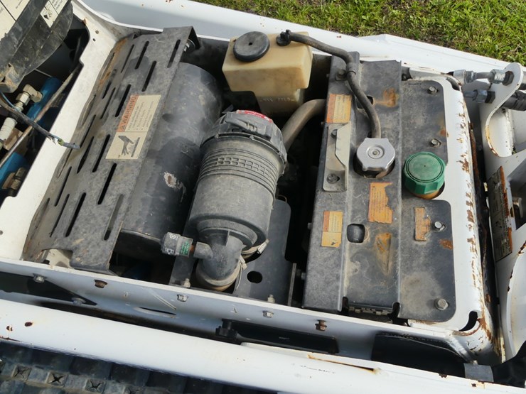 2020-bobcat-mt85-image-9