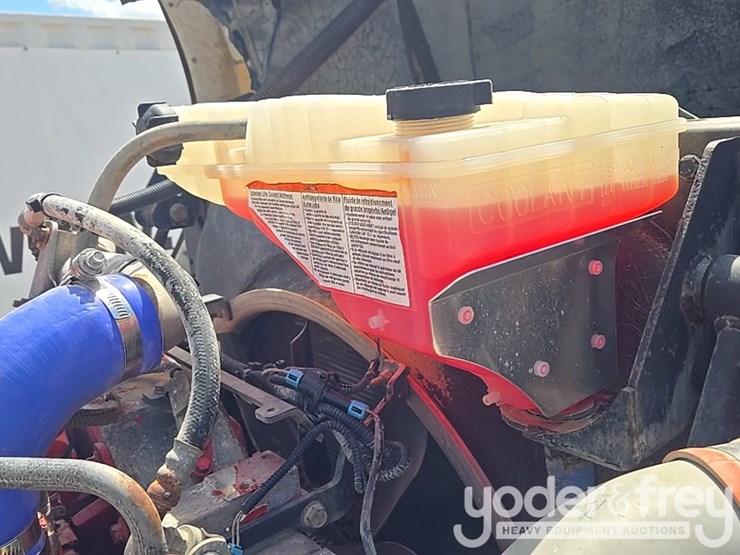 2014-kenworth-t880-image-106