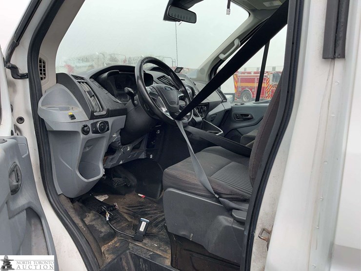 2017-ford-transit-image-9