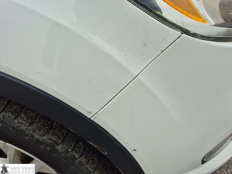 2017-ford-escape-image-28