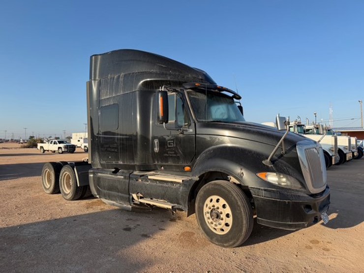 2015-international-prostar-image-3