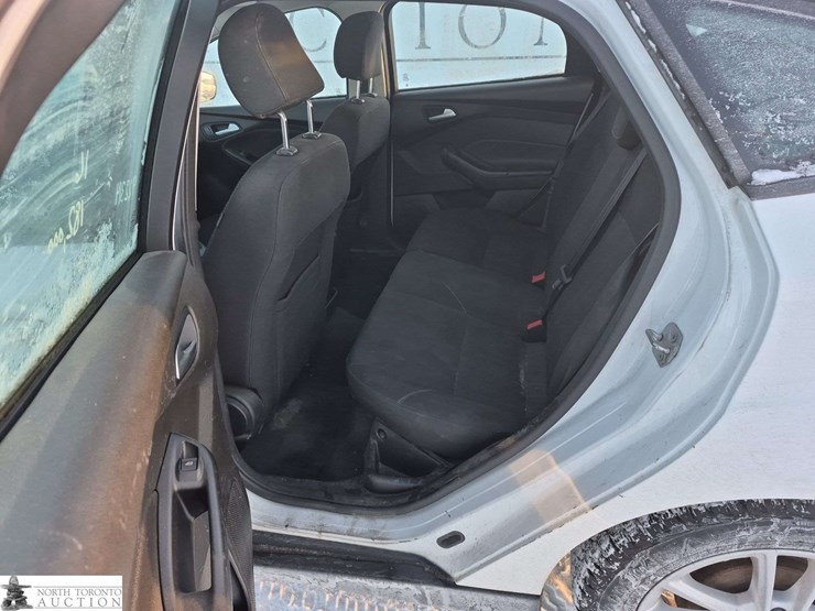 non-operable-2016-ford-focus-image-26