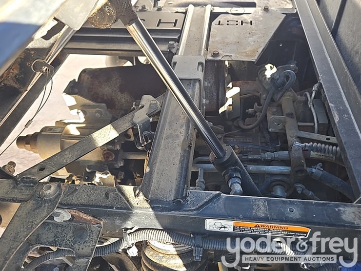 2018-kubota-rtvx1140-image-31