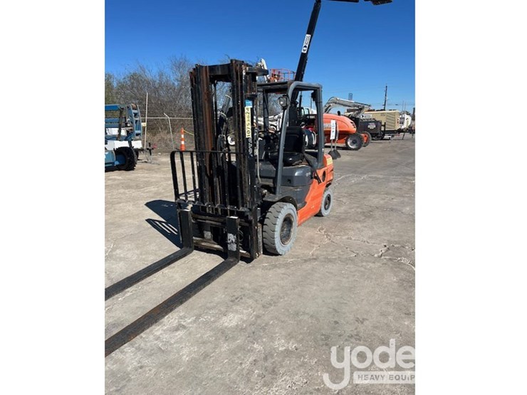 2018-toyota-8fgu25-image-1