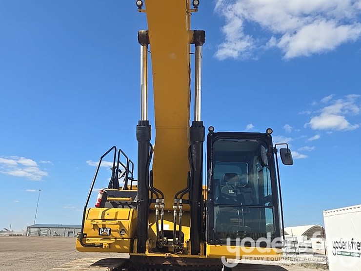 2019-caterpillar-336-image-29