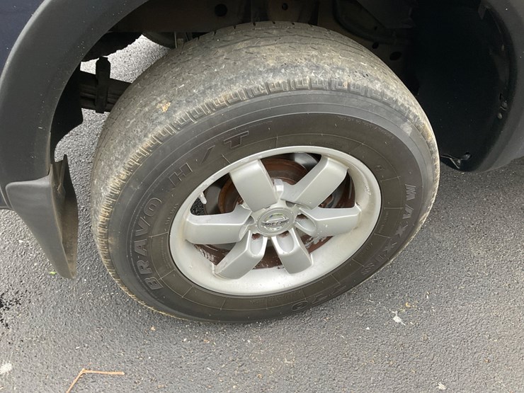 2012-nissan-titan-image-11