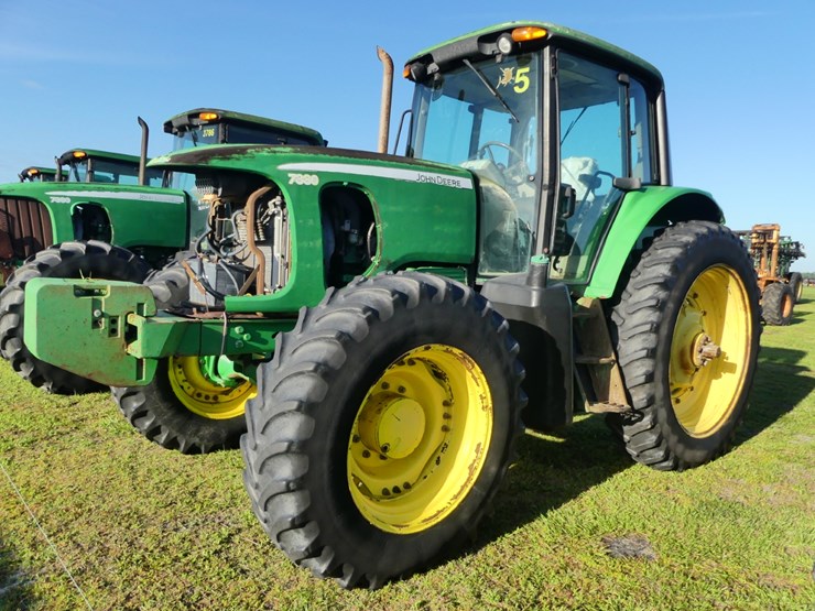 2011-john-deere-7330-image-1