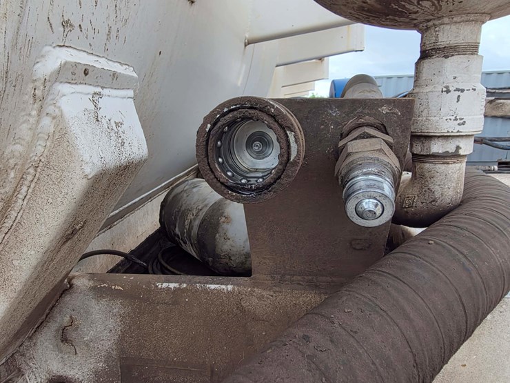 2008-troxell-130bbl-image-13