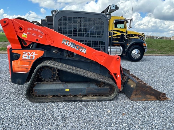 2013-kubota-svl90-image-7