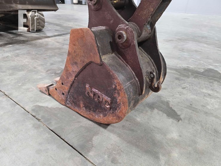 2013-hyundai-robex-35z-9-image-12